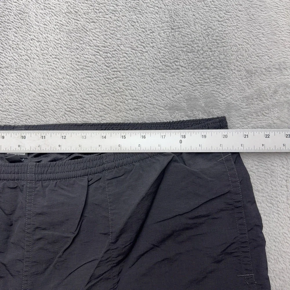 Patagonia Shorts Mens XL Black Baggies 5 Inseam Nylon Mesh Lined P-6 Logo Pocket